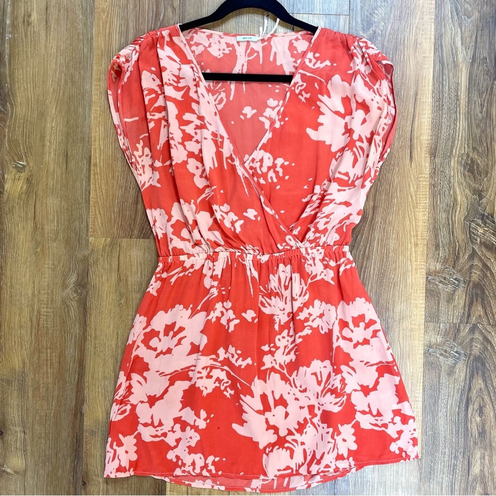 Kimchi Blue 100% silk coral floral wrap dress